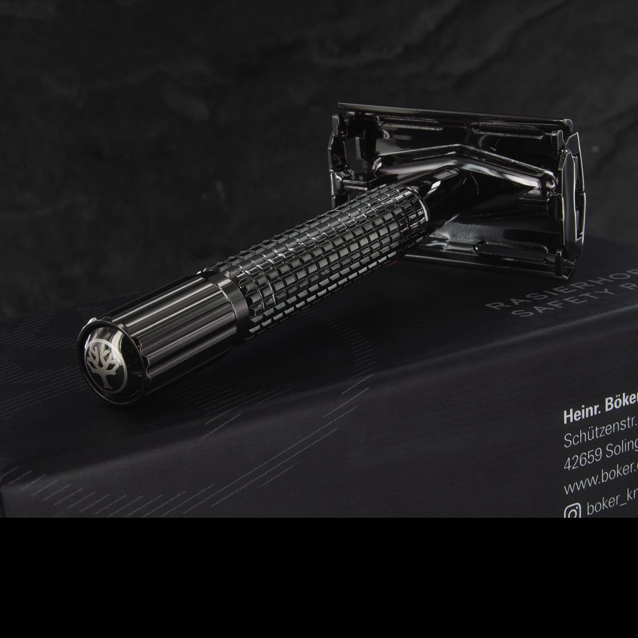 Boker Safety Razor Butterfly Gunmetal Grey 4 Boker Safety Razor Butterfly Gunmetal Grey - Image 2