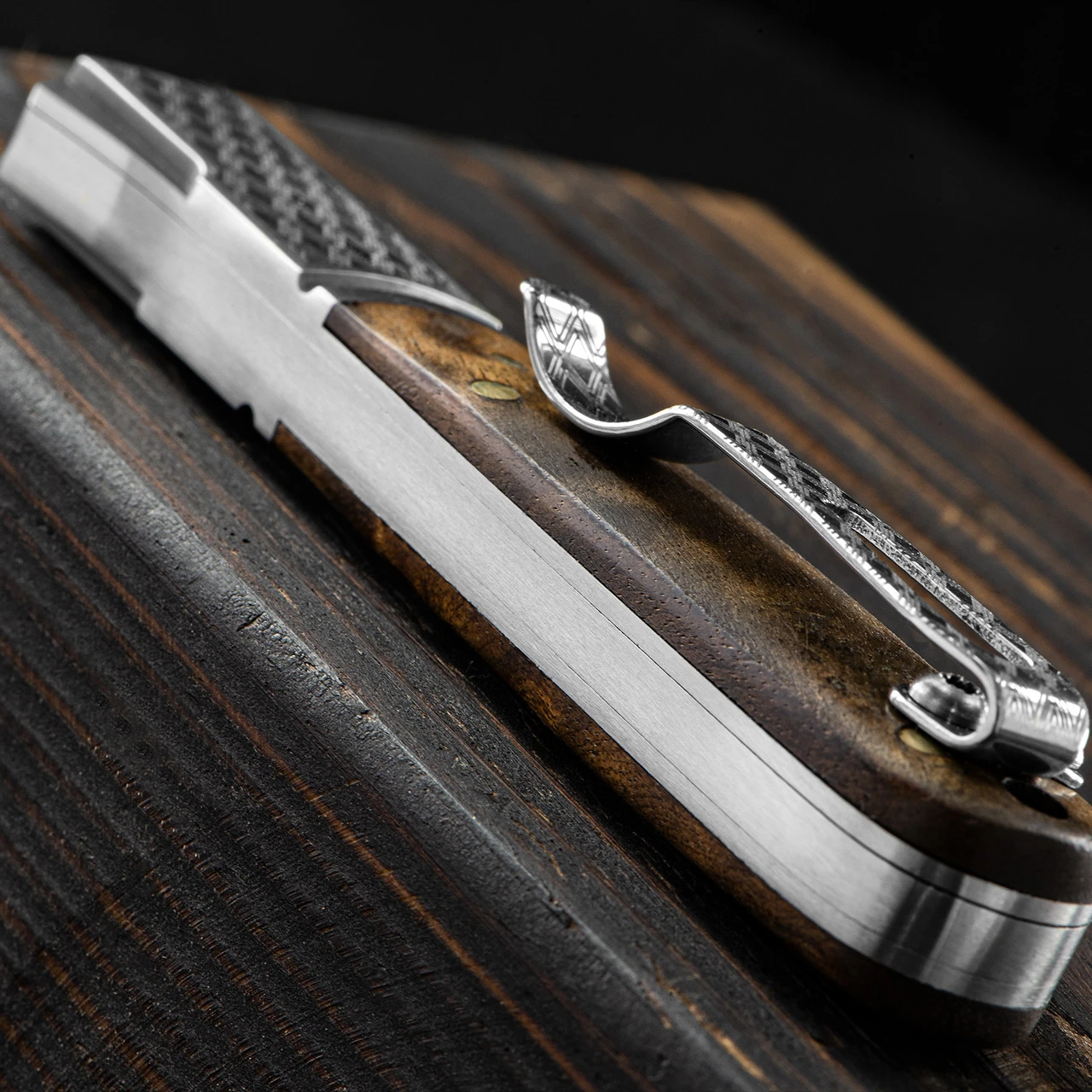 Andre De Villiers Gambler Burlwood NLA Folding Knife 5 Andre De Villiers Gambler Burlwood NLA Folding Knife - Image 3