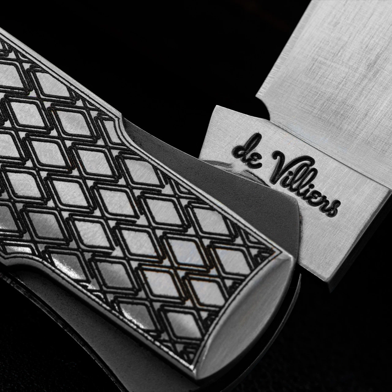 Andre De Villiers Gambler Burlwood NLA Folding Knife 3 Andre De Villiers Gambler Burlwood NLA Folding Knife