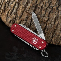 Victorinox Classic Precious Alox 24 Victorinox Classic Precious Alox -Outdoor Equipment BMC 06221401G.3 82211.1648563199