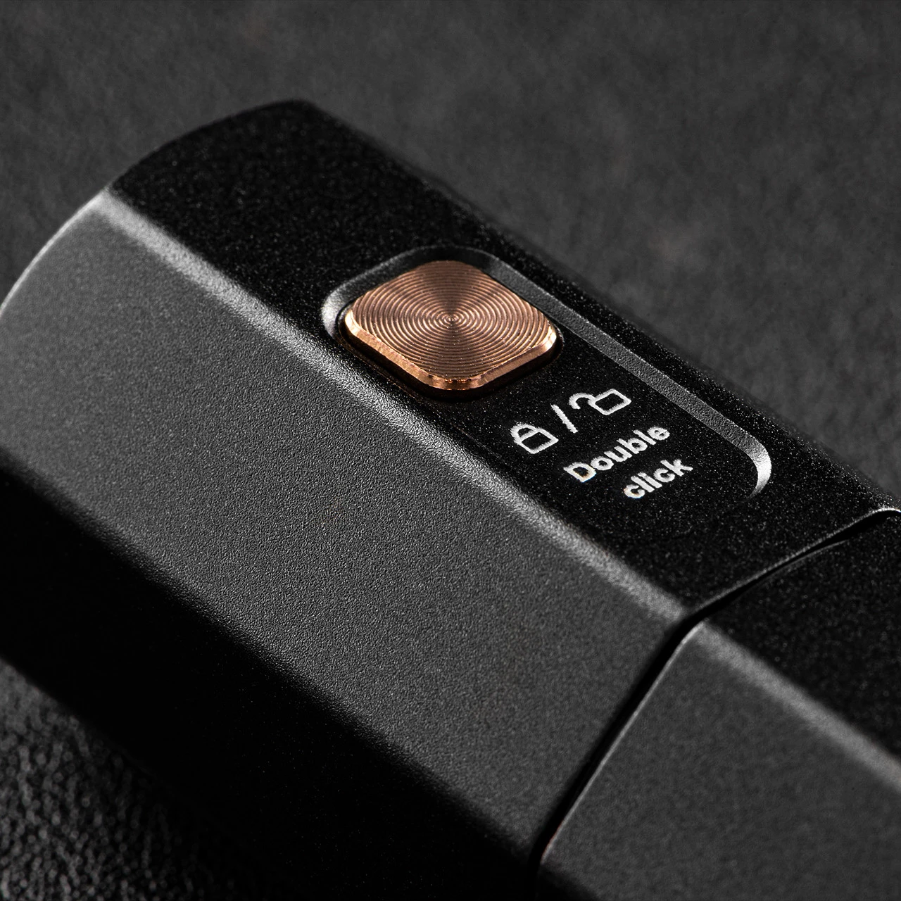 Fenix E-CP Flashlight / Power Bank 3 Fenix E-CP Flashlight / Power Bank