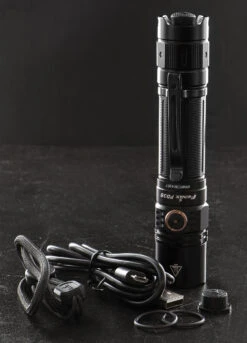 Fenix PD35 V3.0 -Outdoor Equipment FENIX PD35 V3.0.5 49293.1631712335