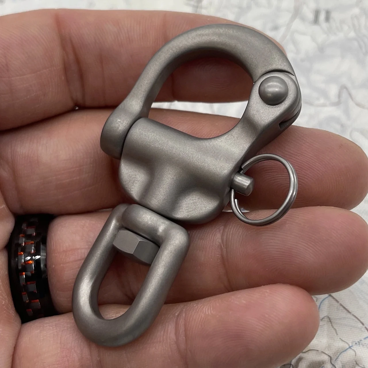 Maratac Titanium Quick Release Snap Shackle 8 Maratac Titanium Quick Release Snap Shackle - Image 6