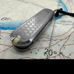 Maratac Victorinox Classic Scales Honeycomb -Outdoor Equipment MAR102.3 94627.1695998662.1280.1280 31910.1696333030