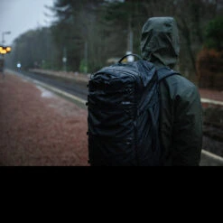 Matador SEG42 Travel Pack 18 Matador SEG42 Travel Pack -Outdoor Equipment MAT SEG42001BKdet8 58894.1601996431