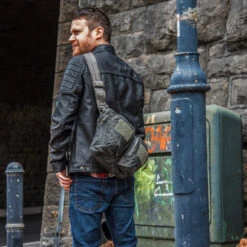 Magforce Aries Cross Body Waxed Canvas Bag -Outdoor Equipment MF W0497 Boutdoor 00134.1689850508.1280.1280 31921.1689945678