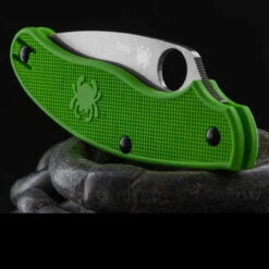 Spyderco UK Penknife Salt Green -Outdoor Equipment SC94PGR.4 20298.1663670864.1280.1280 53833.1663932164