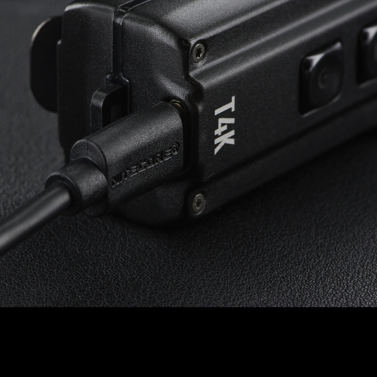 Nitecore T4K 3 Nitecore T4K